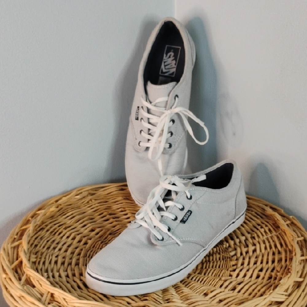 Vans Light Gray Canvas Shoes Women's Size 11 Lace Up Sneakers Casual Everyday - Picture 2 of 12